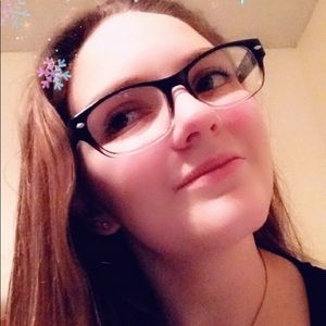 Meet your Posher, Krystal